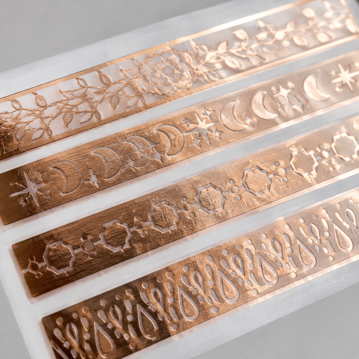Rose Gold Ankle Bracelet Set - detail view